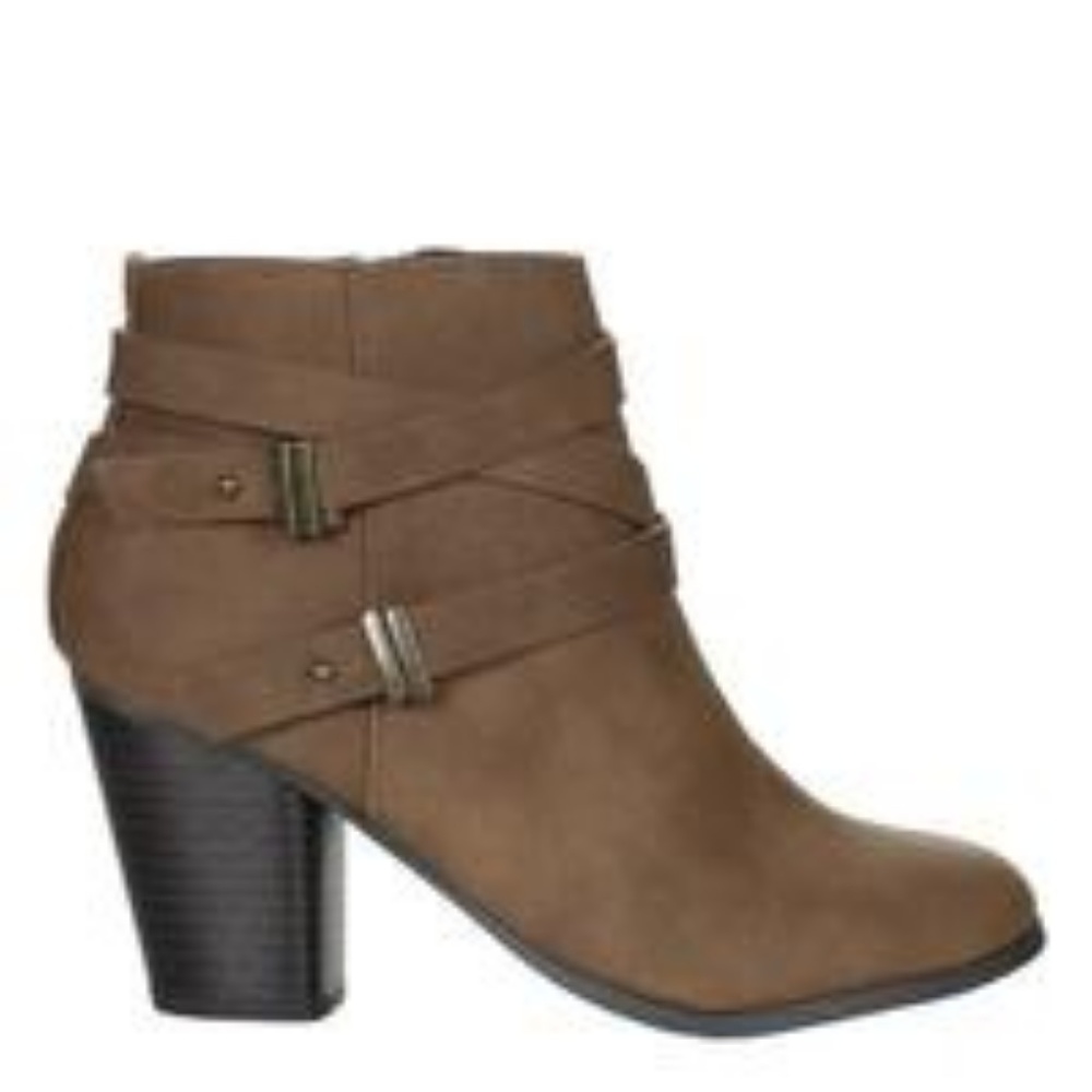 Boots - Picture 2 of 3